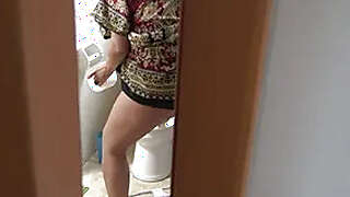 Indian stepmother caught me watching her peeing and she didn't care