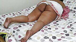 Padosi Ladaka Jabardasti Chudai Desi Hot Mosi Jabki Vah Saree Utar Kar So Rahee Thee - Indian Mosi Ki Gund Mari