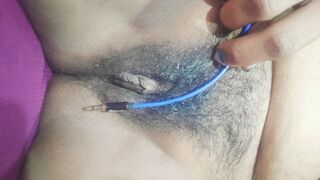 Horny Bhabhi Housewife Fingering Her Hot Pussy in the Bedroom