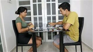 Sexo secreto con mi sexy hermanastra