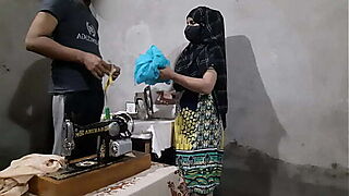 Indian Beautiful Muslim Girl Gets Ass Fucked By Tailor
