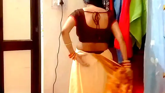 Desi bhabhi first painful fuck after pregnancy.