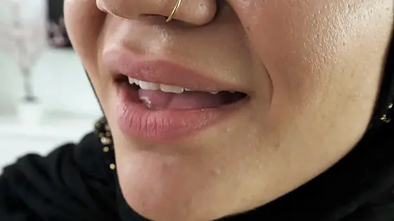 Hijab Stepsis Naudi Nala Asks Her Stepbrother Danny for A $1000 Loan - Hijablust