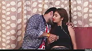 Garma Garam EPISODE 2   premium video