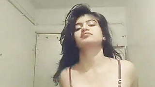 Bhen ki shirt k baad bra 1