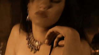 Does She Have The Perfect Ass?